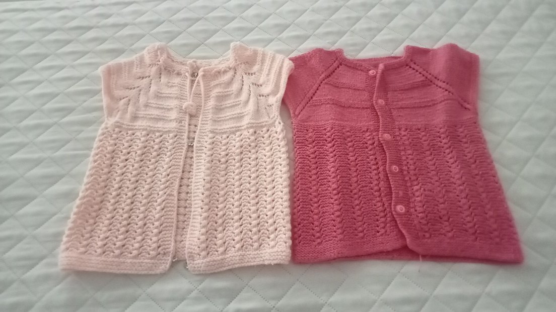 Kızlar için Pembe Triko Kolsuz Hırka - Görsel 3