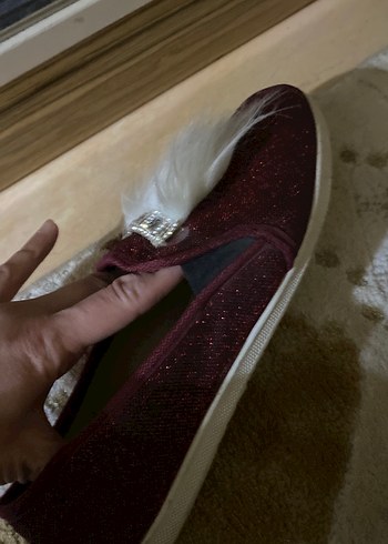 Bordo Parlak Tüylü Dolgu Topuk Kadın Ayakkabı - Görsel 2