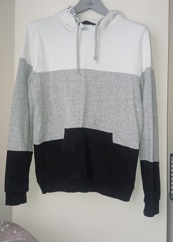 Renkli Kapüşonlu Sweatshirt