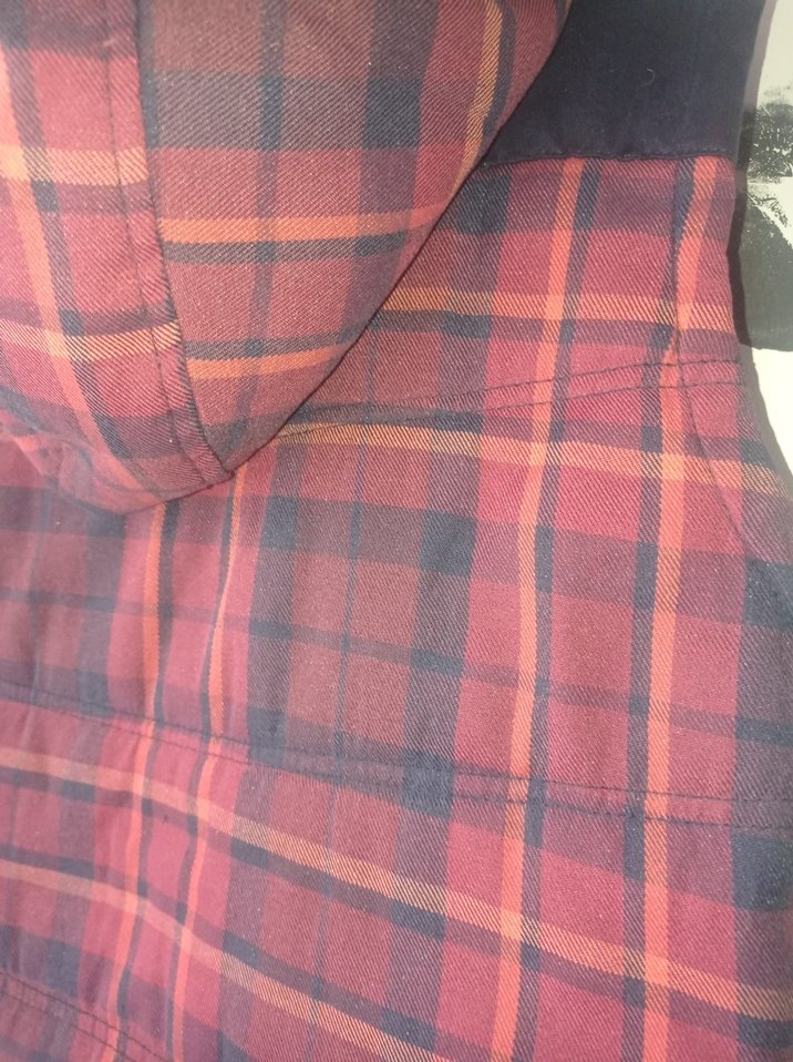 Bordo Ekose Desenli Yelek - Görsel 5