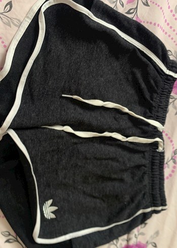 Siyah Beli Lastikli Mini Spor Şort - Görsel 2