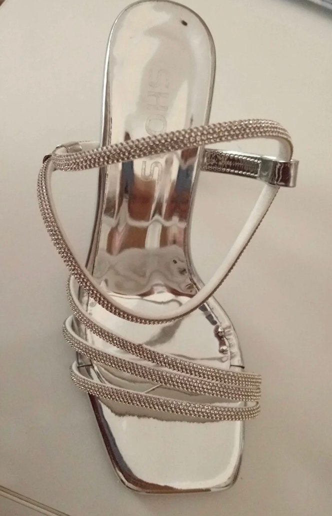 Gri Parlak Taşlı Stiletto Kadın Abiye Ayakkabı - Görsel 2