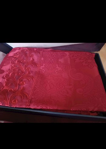 Bordo Nakışlı Nevresim Takımı - Görsel 3