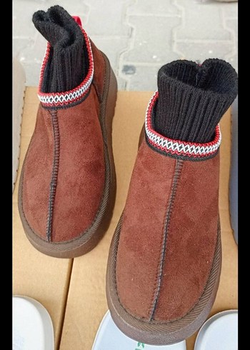 Örgü Detaylı Kahverengi Kadın Dolgu Topuk Bot - Görsel 2