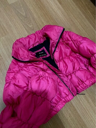 BERSHKA mont