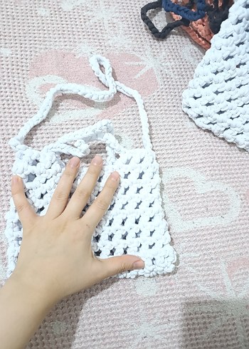 beyaz renk küçük el emeği çanta - Görsel 3