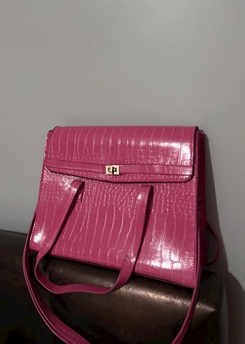 Parlak Pembe Yılan Derisi Desenli Kadın Çanta