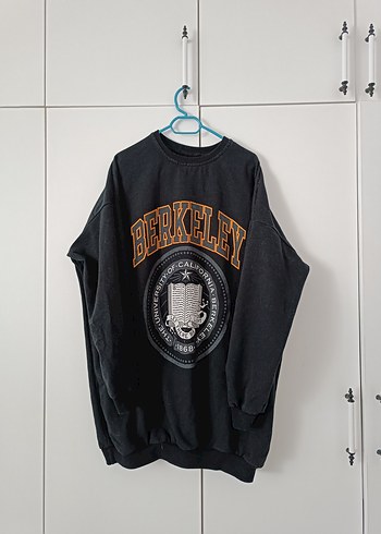 Siyah Berkeley Baskılı Oversize Sweatshirt