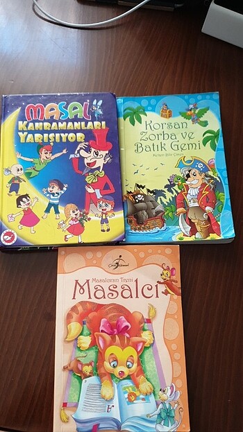 Masal kitabı 3 tane 