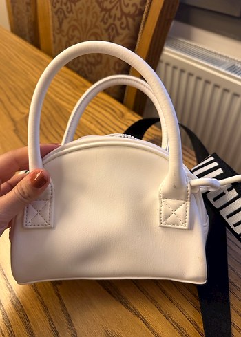 Beyaz Deri Puma Kadın Çanta - Görsel 3