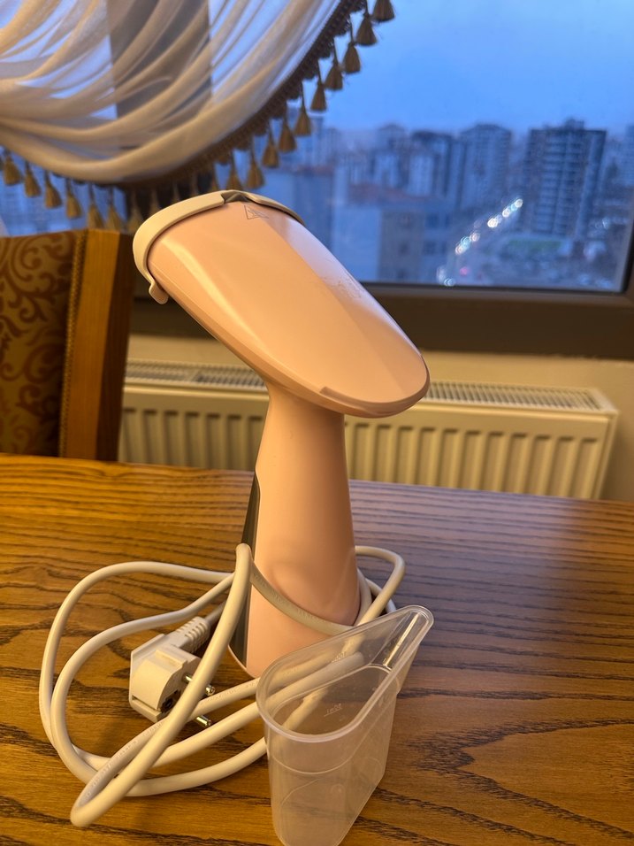 Pembe Renkli Buharlı Ütü - Görsel 3