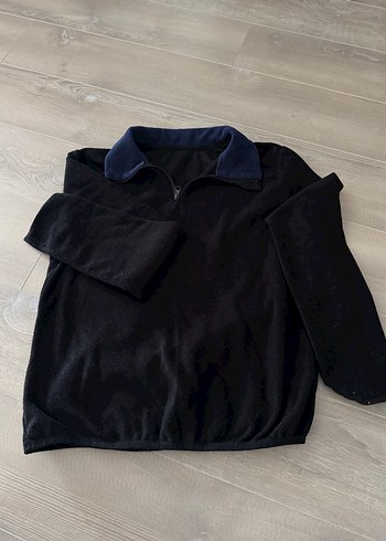 Polar Sweatshirt
