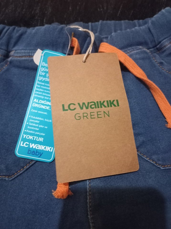 Renkli Baskılı Erkek Çocuk Kot Pantolon - Görsel 3