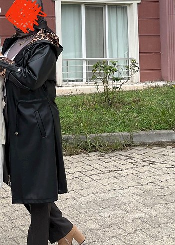 Diğer Leopar Detaylı Siyah Deri Uzun trenç