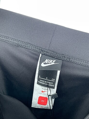 s Beden siyah Renk Nike Tayt / Spor taytı %70 İndirimli.