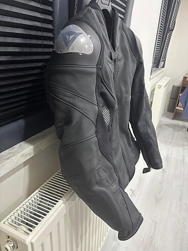 50 Beden DAINESE AVRO 5 MOTOSİKLET MONTU