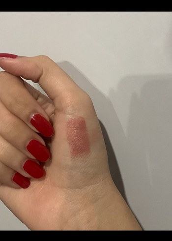 Beden MAC Pastel Bej Ruj
