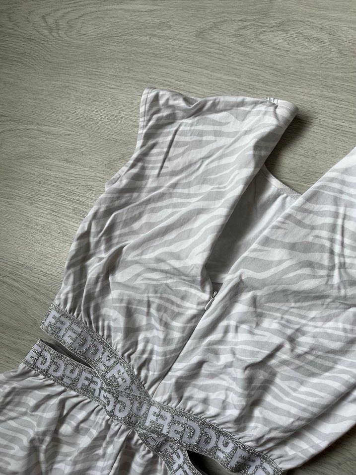 Zebra Desenli Kemerli Kısa Tulum - Görsel 3