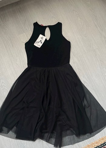 V Yaka Pilili Midi Siyah Simli Abiye Elbise - Görsel 4