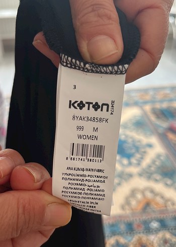 Siyah Kısa Kollu Fırfırlı Simli Bluz Koton - Görsel 3