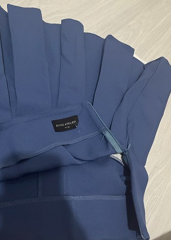 Mavi Pileli Mini Etek - Görsel 3