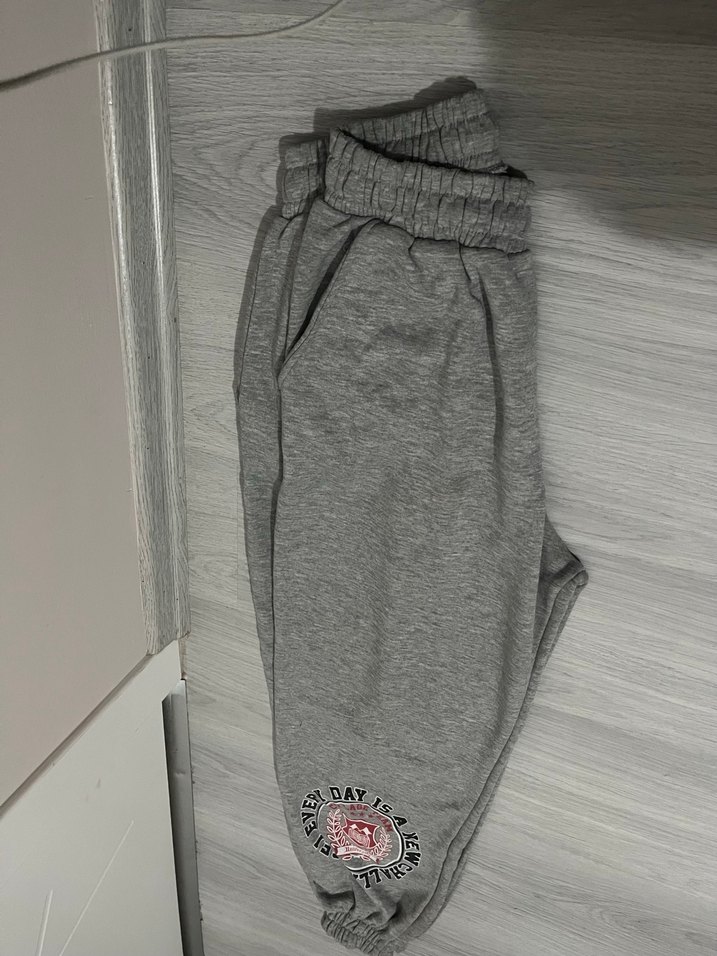 Gri eşortman - Görsel 3