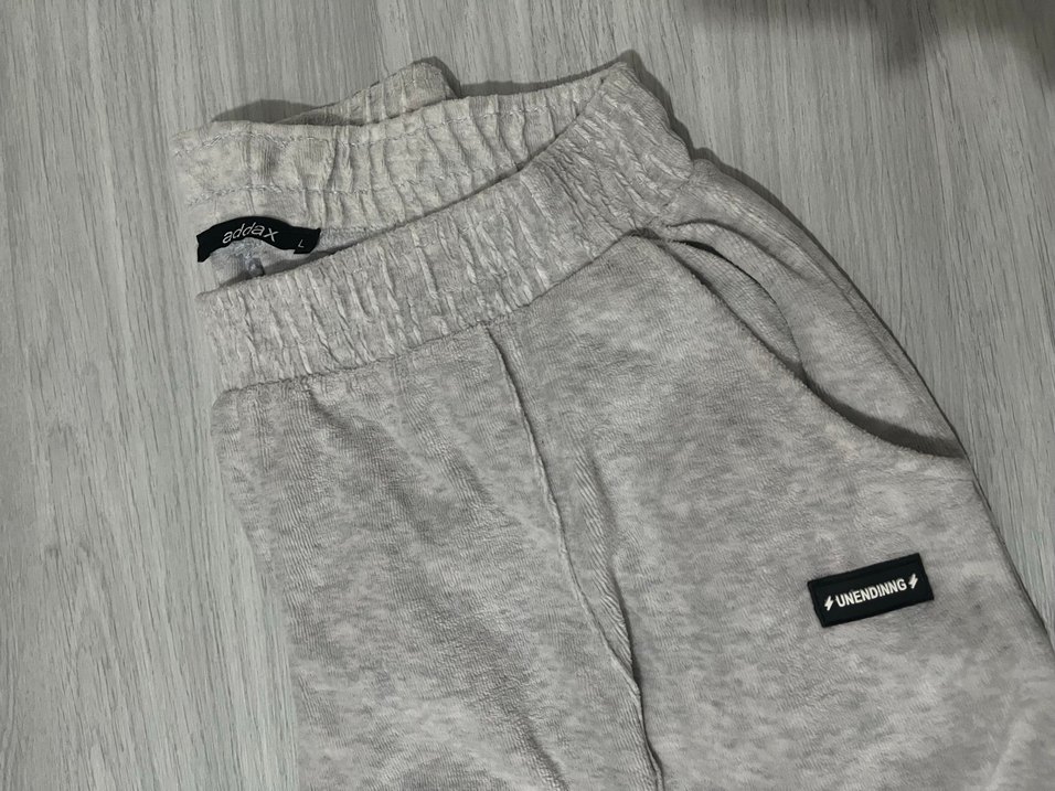 Gri Kadın Rahat Kesim Kadife Eşofman - Görsel 3