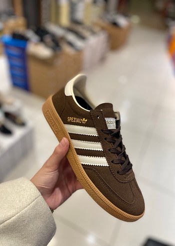 Adidas Spezial