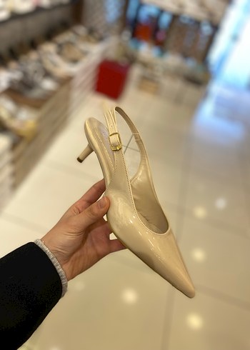 Tokalı Stiletto Kadın Ayakkabı - Görsel 2