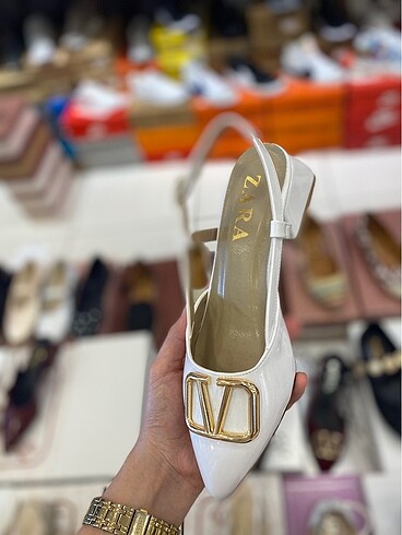 Zara Rugan tokalı babet