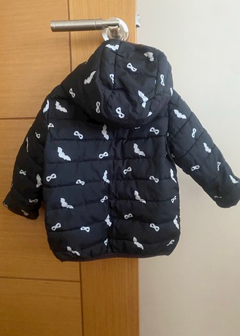 Kapüşonlu Siyah Erkek Çocuk Mont - Görsel 2