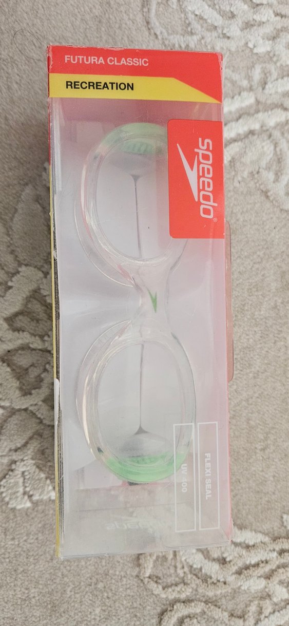 Speedo Futura Classic Yeşil Şeffaf Yüzücü Gözlüğü - Görsel 3