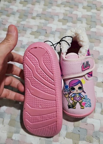 Kız Çocukları İçin Renkli Punk Tarzı Sıcak Terlik - Görsel 3