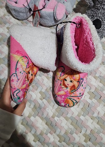 Kızlar için renkli baskılı sıcak terlik - Görsel 2