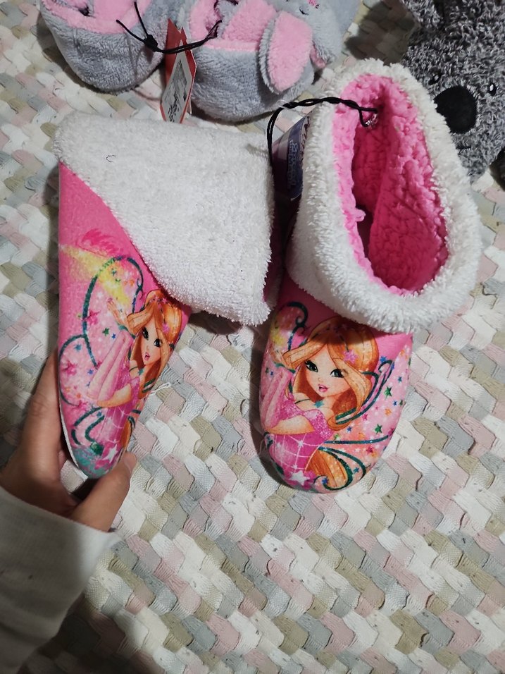 Kızlar için renkli baskılı sıcak terlik - Görsel 2