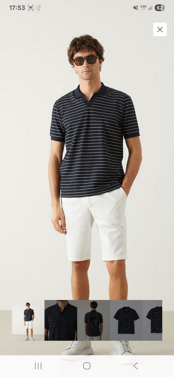 Düğmeli Siyah Çizgili V Yaka Polo Tişört - Görsel 5