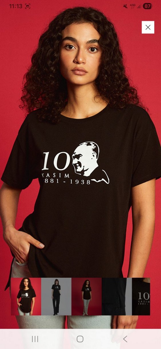 Siyah Baskılı Kadın Kısa Kollu Tişört - Görsel 2