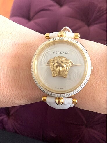 Versace saat