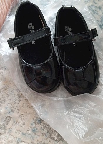 Kız Çocuk Siyah Rugan Bantlı Babet - Görsel 2