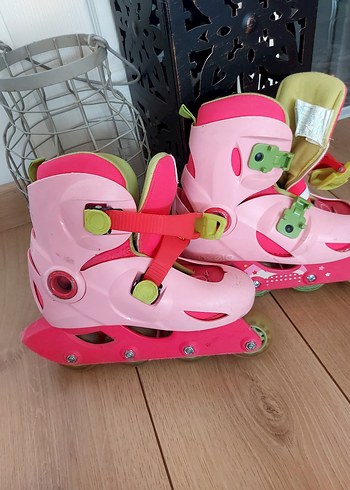 Beden Renkli Pembe Çocuk Patenleri