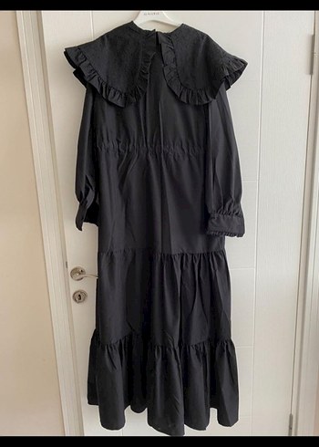 l Beden siyah Renk Siyah Uzun Kollu Fırfırlı Gotik Elbise