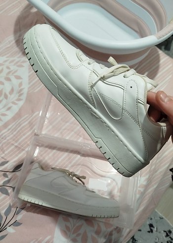 Puma Beyaz Bağcıklı Kadın Spor Ayakkabı