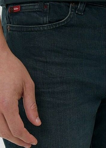 32 Beden yeşil Renk Yeni hiç giyilmedi