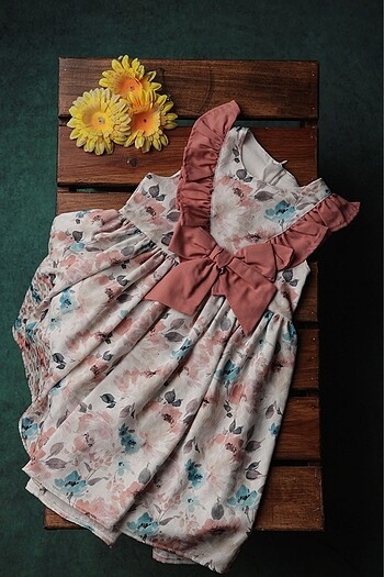Flora Elbise ????