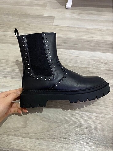 38 Beden Zara bot