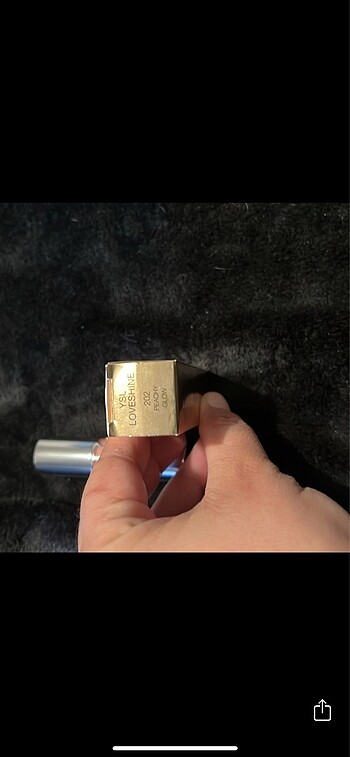 Beden ten rengi Renk Ysl lipstick