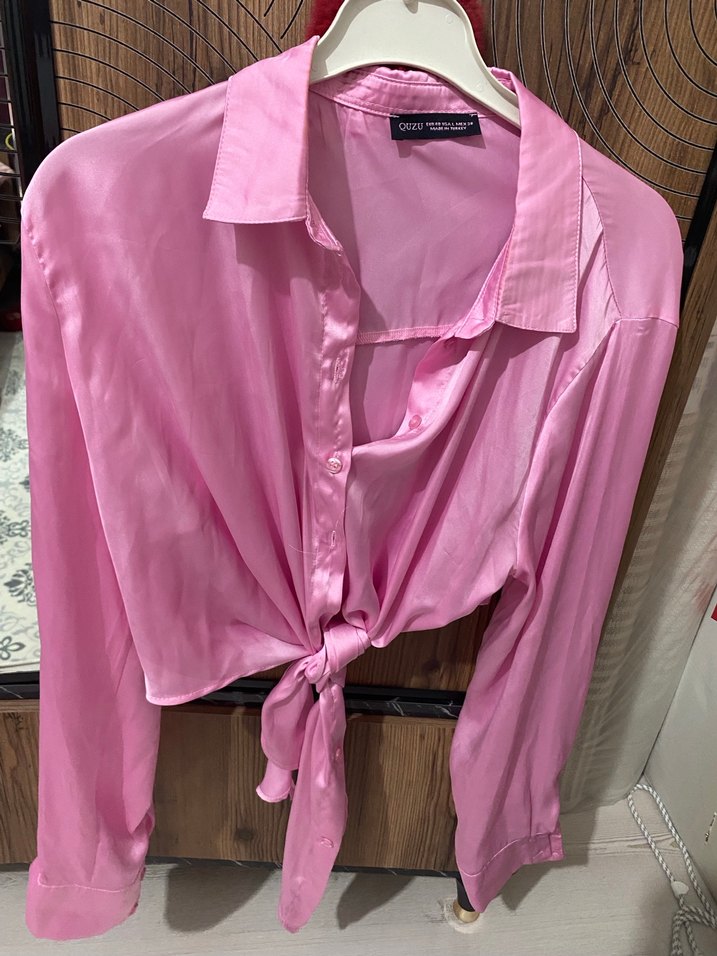 Pembe Saten Düğmeli Kadın Gömlek - Görsel 2