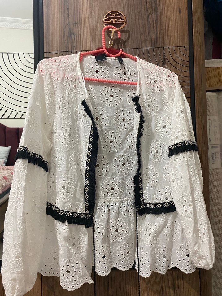 Dantel Detaylı Beyaz Bohem Kadın Bluz - Görsel 3