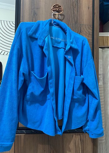 Uzun Kollu Mavi Düğmeli Kadın Gömlek - Görsel 2