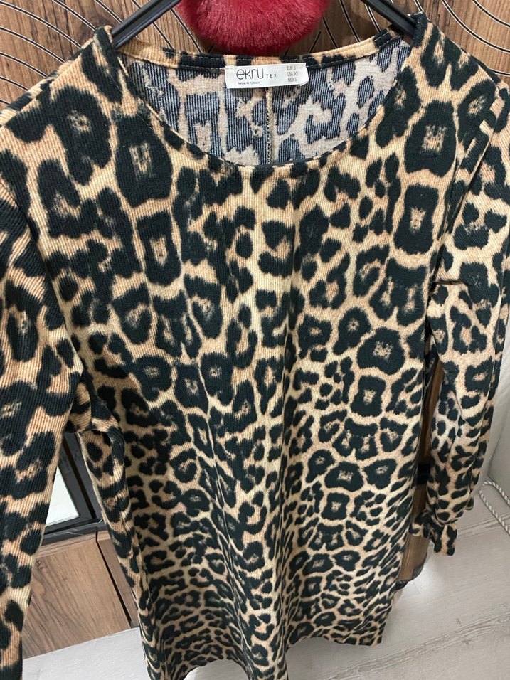 Kahverengi Leopar Desenli Uzun Kollu Bluz - Görsel 2